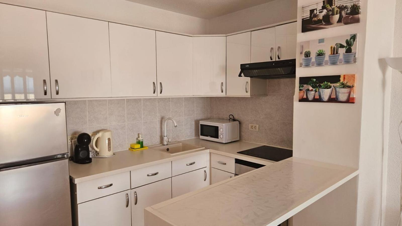 Santiago Beach, Los Cristianos Apartment With Air Conditioning Екстер'єр фото